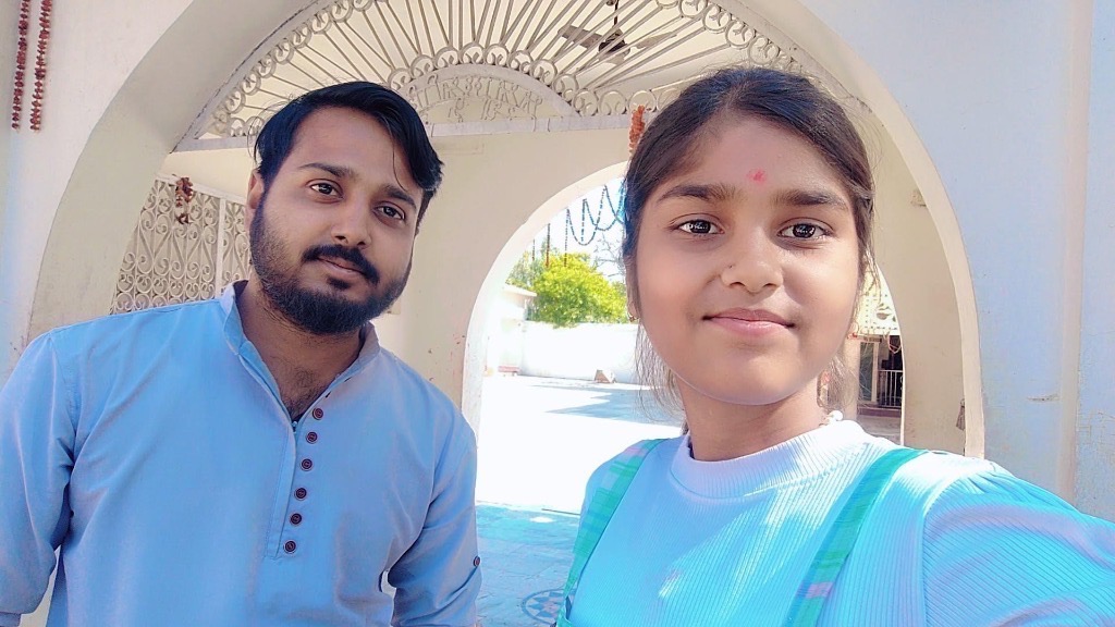 Mayu at the mandir